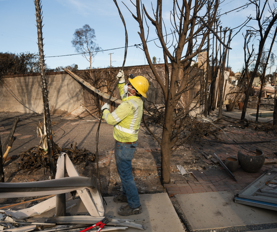 Power Crew for Pacific Palisades Power Restoration Efforts