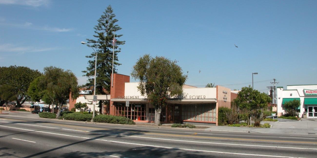 Crenshaw Customer Service Center, Street View