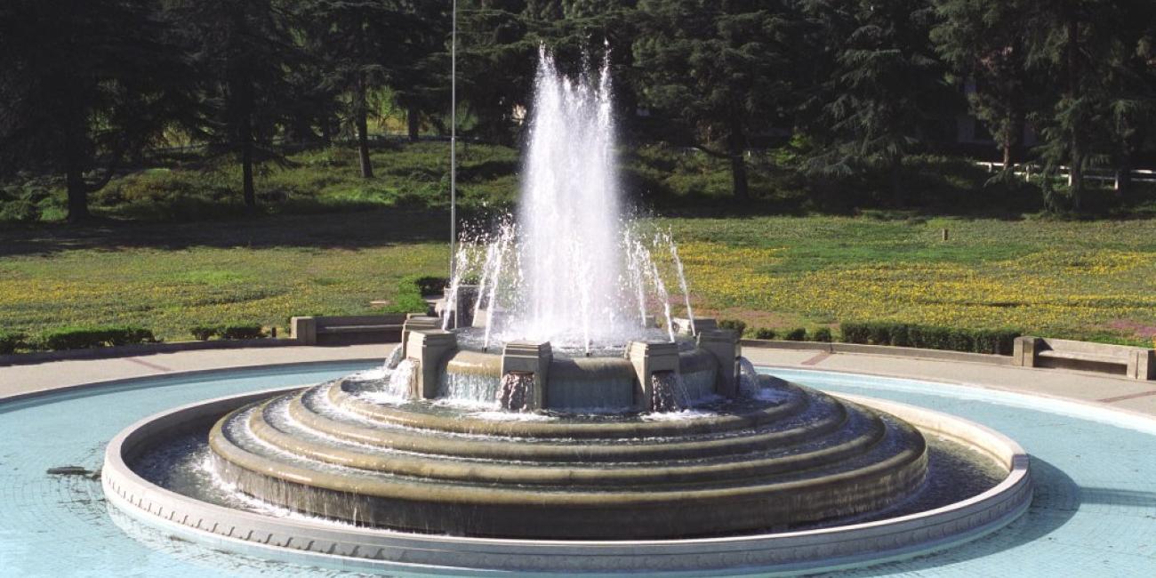 Mulholland Memorial Fountain, Detail of Fountain Structure