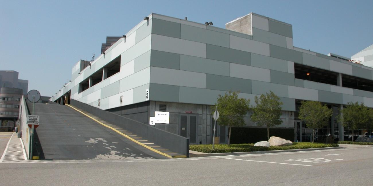 Temple Street Facilities Maintenance Building, Parking Lot Ramp